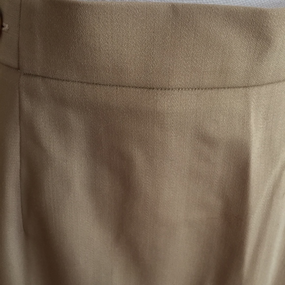 CARLISLE khaki/tan pencil skirt with waist buttons - Picture 2 of 4